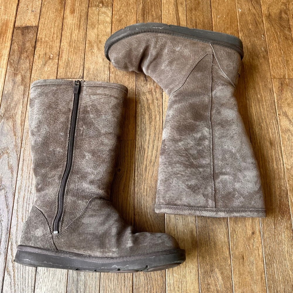 UGG Sumner Boots Womens‎ Size 8 Suede Shearling Mid Calf Zipper Brown